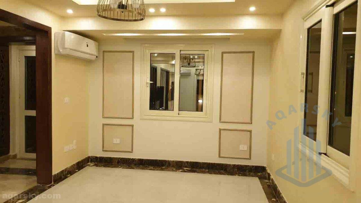 شقة 150 متر ب مقدم 300000 بس