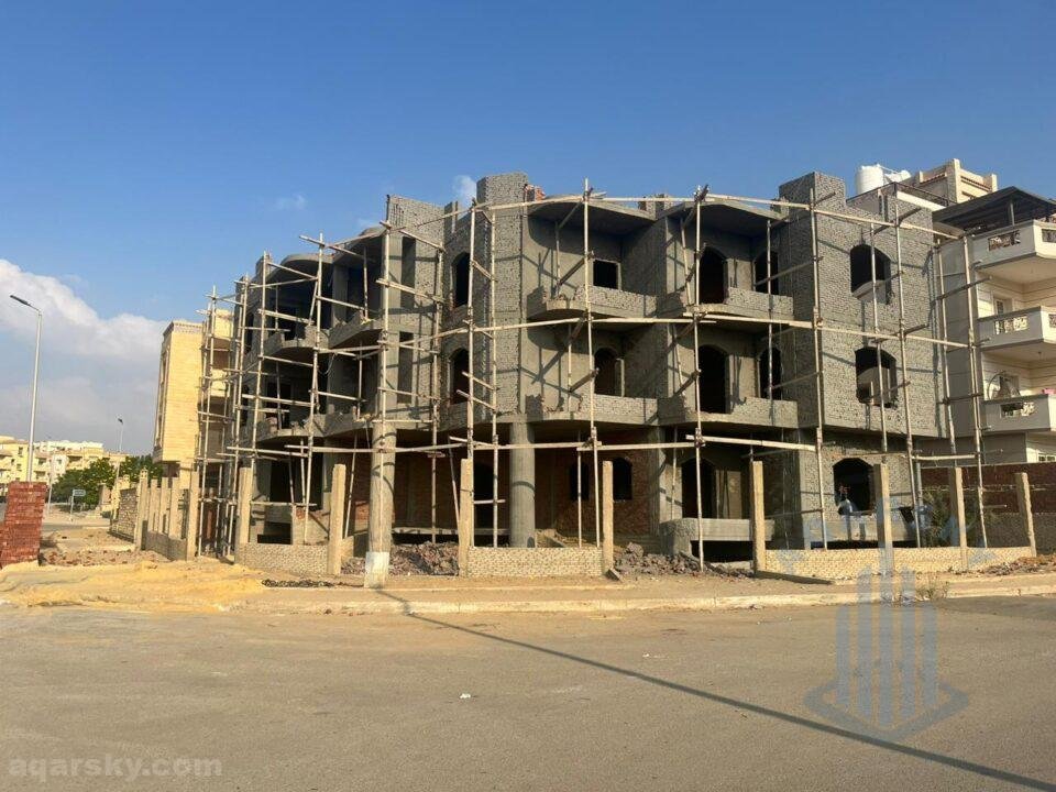 شقة للبيع في التجمع  النرجس 5 فيلات بمساحة 236 متر