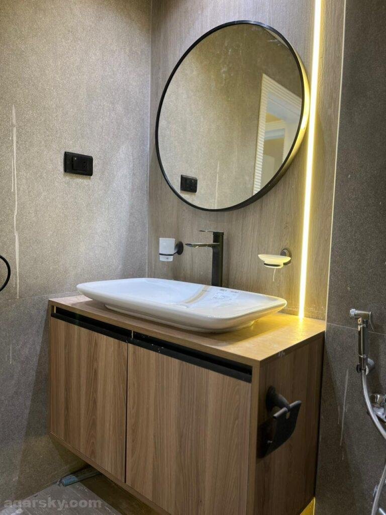 شقة للبيع بأرقى ميادين الدقي تشطيب الترا مفروشة