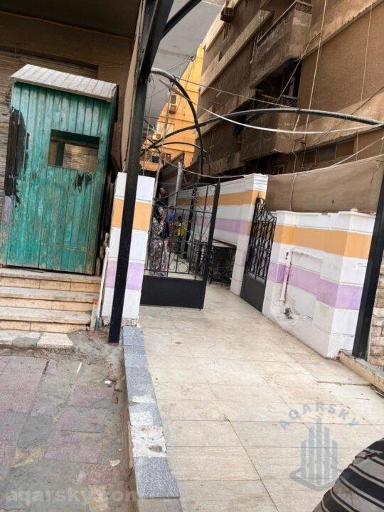 دور ارضي تجاري للبيع في مدينه نصر
