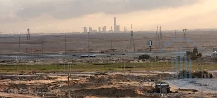 ارض مول تجاري امام جامعه بدر مباشرة و الجامعه الالمانيه و مدرسة النيل الحديثه
