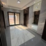 شقة للبيع في R8 بمساحة 150 متر