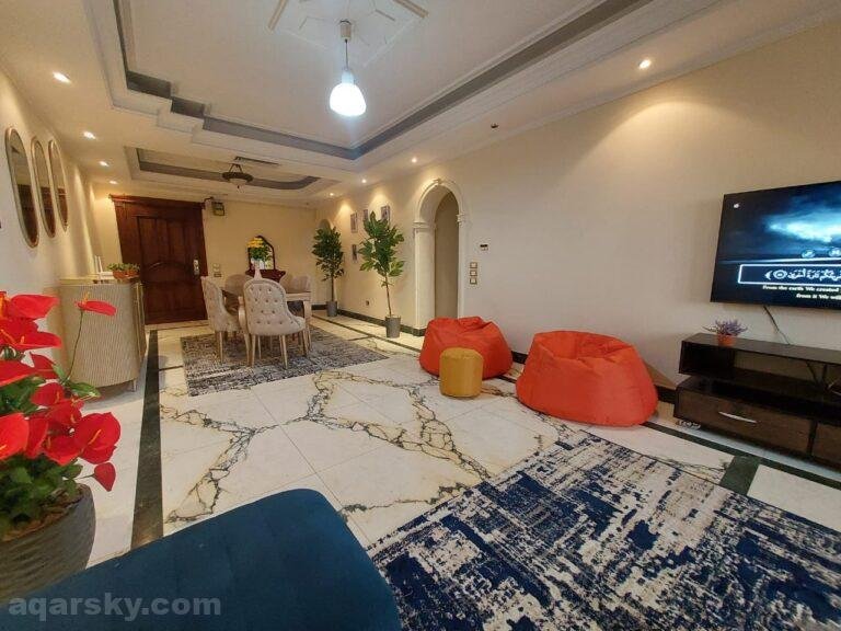 شقة مفروش 170 متر للايجار كورنيش النيل  برج راقي