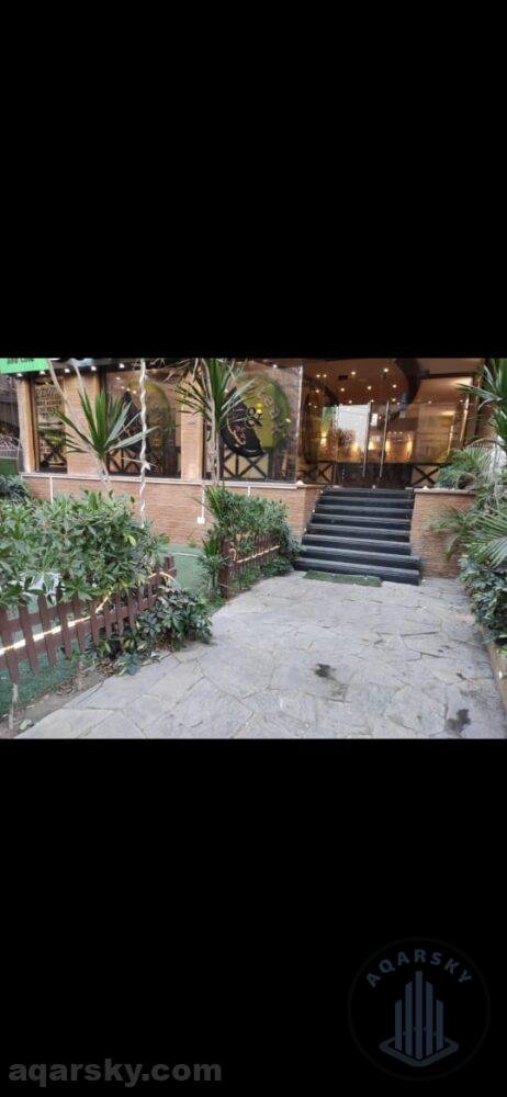 من المالك محل للايجار ٤٥٠ متر في مصر الجديدة