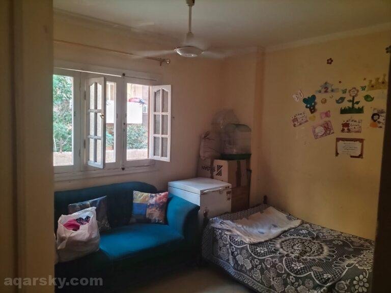 شقة 100 متر دور ارضي بحديقتين خلفيىة  40 متر و امامية 10متر -6 اكتوبر