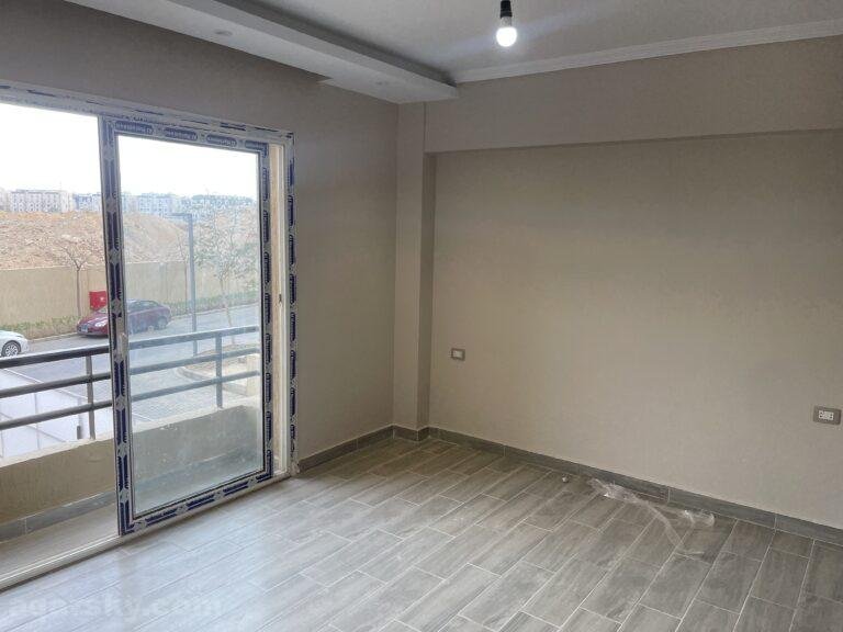 شقة للايجار  بمطبخ ١٦٥ كومباوند ذا اسكوير التجمع الخامس