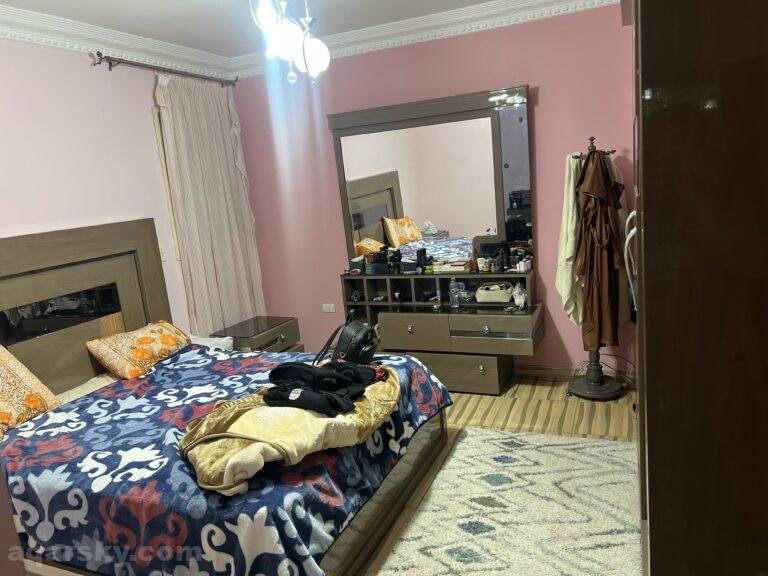 شقة للبيع في الهرم بمساحة 120 متر