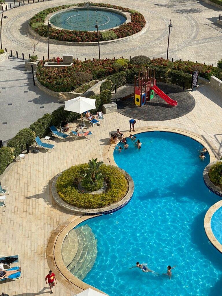 شقه لقطه . على التسعين الجنوبى . امام الجامعه الامريكيه . point ninety . Auc. future . التجمع الخامس