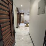 في ارقي احياء الدقي شقه فندقيه vip