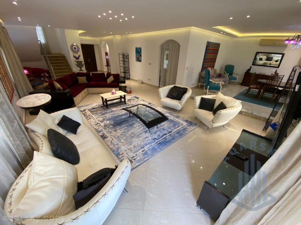 فيلا للايجار مفروش في مدينتي بحمام سباحة