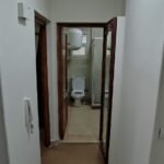 ستوديو بحديقة خاصه للايجار بمدينة الرحاب نص مفروش مطبخ و تكييفات