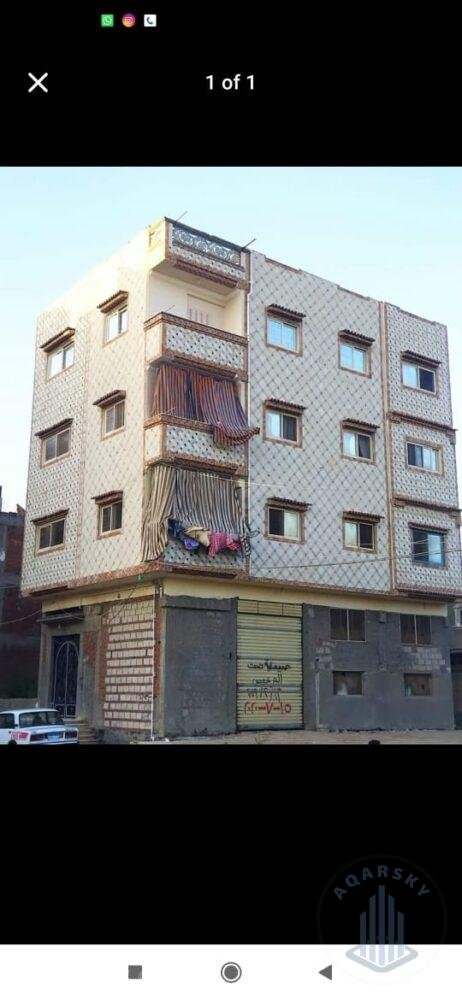 منزل للبيع 3 ادوار في شرق سموحه (المبني مصمم ليكون مكون من 7 ادوار)