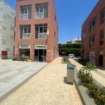 مبنى تجاري للايجار بمشروع the courtyard  الشيخ زايد