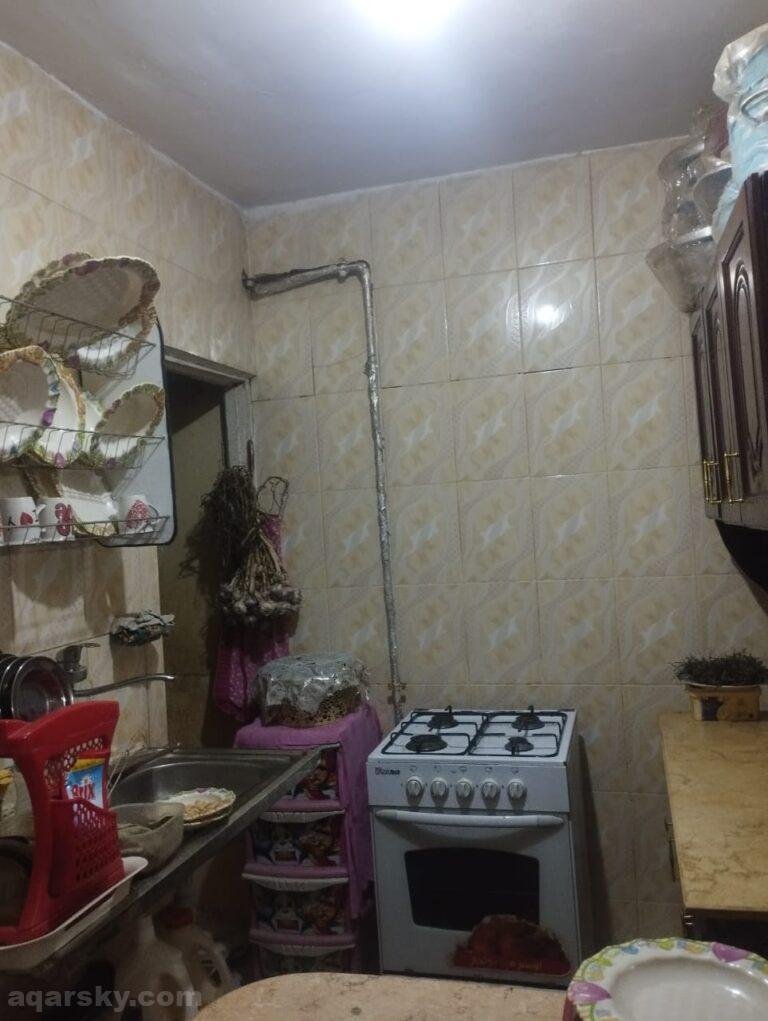 شقه للبيع بالنهضه لوكس دور خامس باب شقه حديد ومطبخ امريكانى