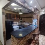 شقه للإيجار بشارع الشهداء أرض اللواء