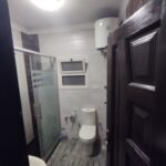 شقه للإيجار بشارع الشهداء أرض اللواء