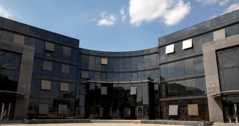 Office for sale in Cairo Business Park New Cairo – Spacious 199m2 Office at an Attractive Price