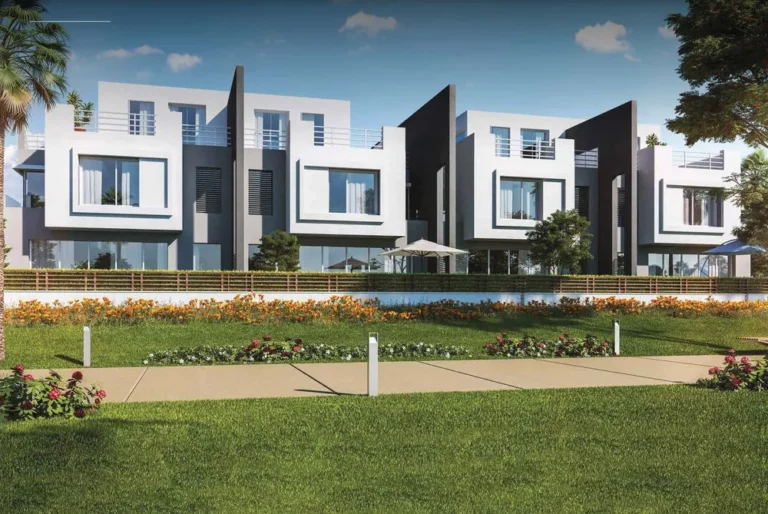 Townhouse for sale in Hyde Park New Cairo with 3 Bedrooms at an Attractive Price