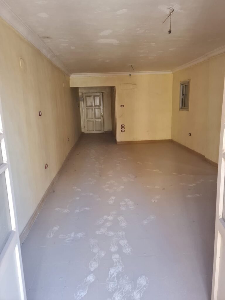 شقة للبيع في المعادي بمساحة 110 متر