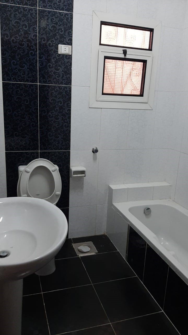 شقة للإيجار في التجمع الخامس بمساحة 205 متر