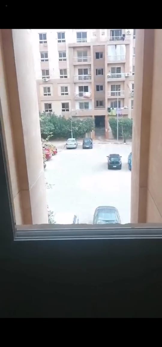 شقة للبيع في حدائق أكتوبر بمساحة 80 متر