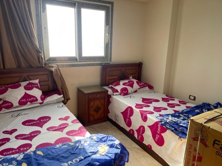 للايجار مصيف صف اول بحر شاطئ بيانكي العجمي