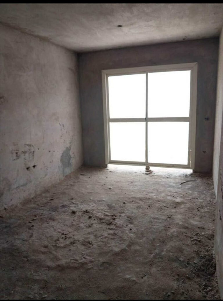 شقة للبيع بمساحة 80 متر و غرفتان في دجله بالمز