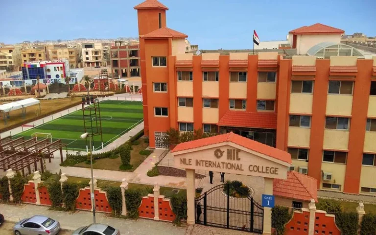 مدارس لغات في اكتوبر