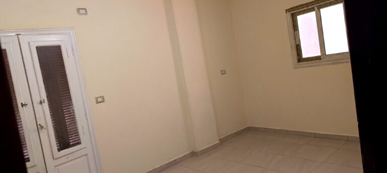 شقة للإيجار في مدينة الجيزة بمساحة 95 متر