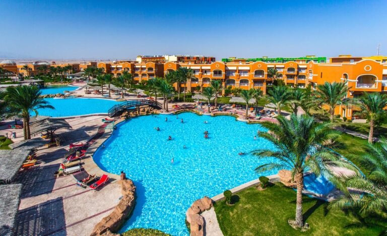 Mazeej Soma Bay