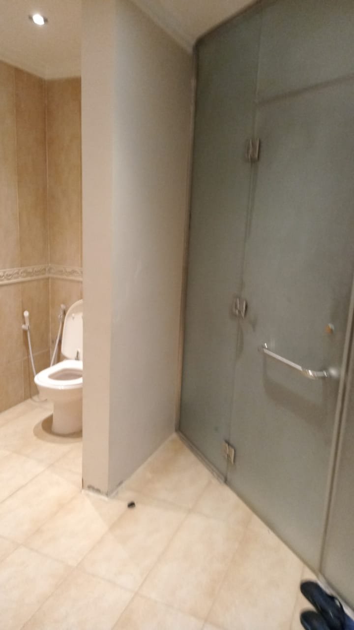 شقة 320م للإيجار بجنوب الأكاديمية ب التجمع الخامس