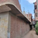 منزل للبيع به 4 محلات تجارية بأشمون – دروة