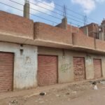 منزل للبيع به 4 محلات تجارية بأشمون – دروة