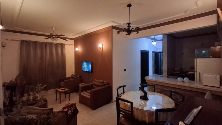 شقة مفروشة للإيجار المباشر من المالك – بدون أي عمولة ✨ بكمبوند دجله جاردنز – المرحلة الأولى