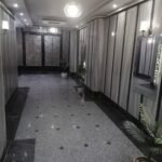 شقة جديدة بالكامل موقع مميز جدا بمنطقة ط تشطيب مهندس ديكور بمطبخ جديد تم تركيبة اليوم وموقد بلت ان إيطالى
