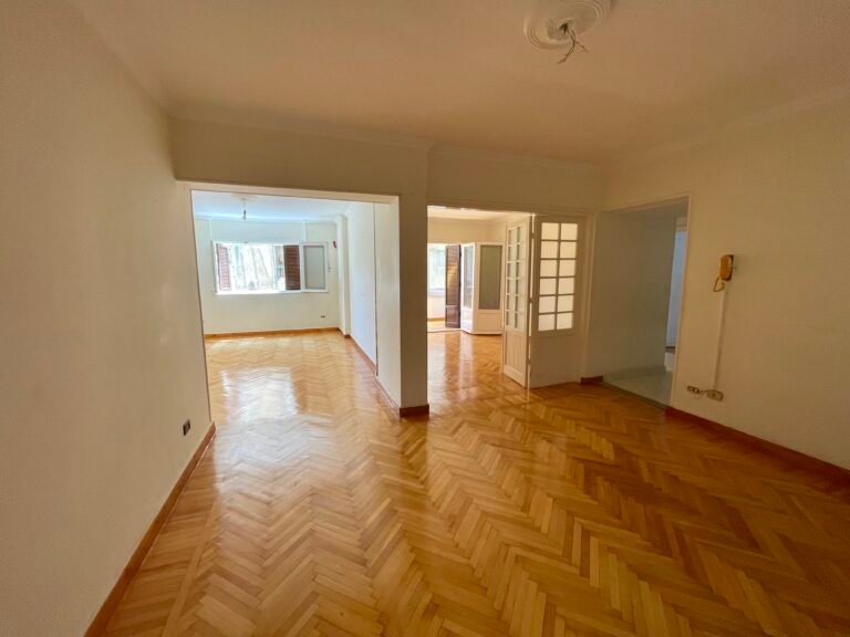 شقة للايجار في سموحة – عمارات سوميد 1 – 200 متر تشطيب 2026