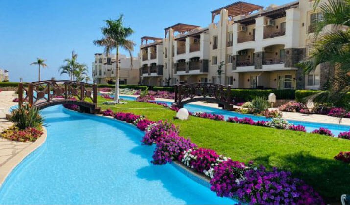 موقع قرية بلو بلو العين السخنة 