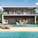 قرية سيليبريشن ويست بيتش