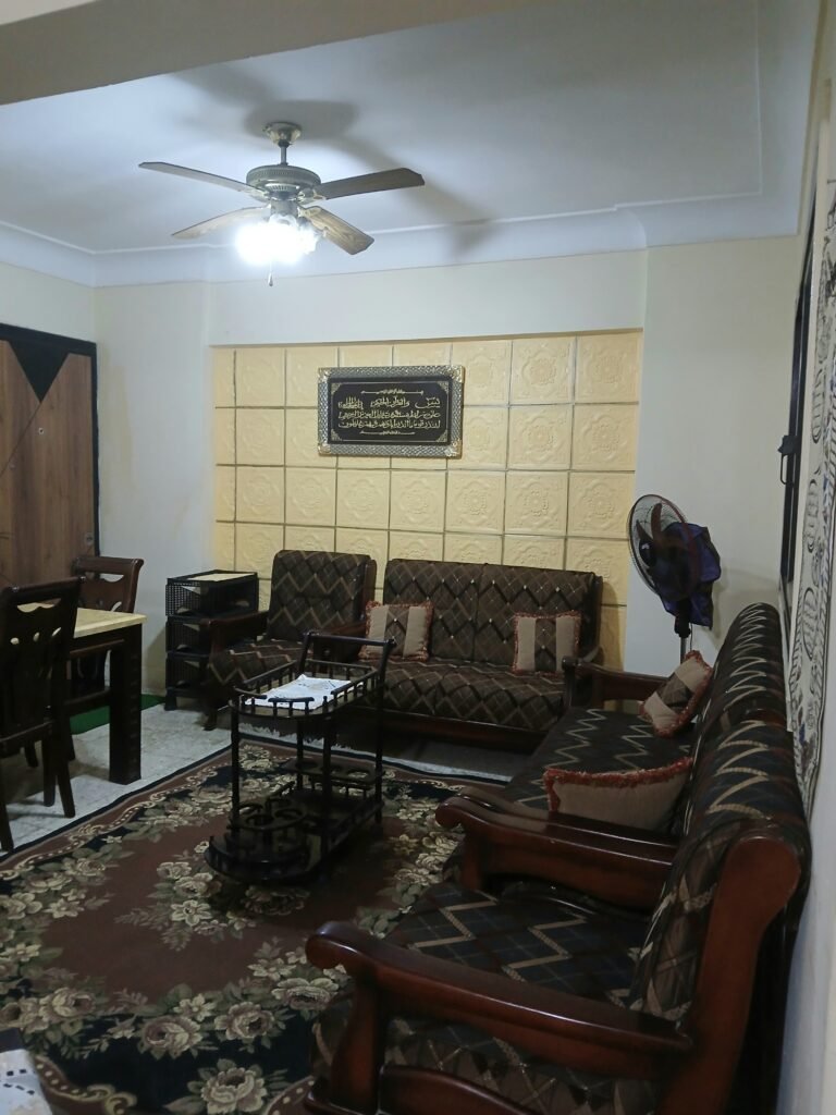 شقة مفروشة للايجار سنوي للأسر ميامي اسكندرية