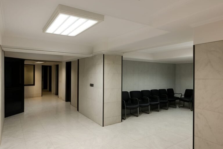 للبيع – بيزمنت – (مرخص تجارى) – مصر الجديدة