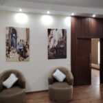 فيلا للايجار علي الكورنيش مباشرة قرب فيلا يحيي الفخراني الهضبة العليا المقطم