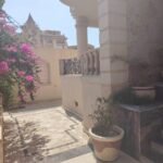 فيلا للايجار علي الكورنيش مباشرة قرب فيلا يحيي الفخراني الهضبة العليا المقطم