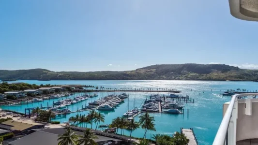 قرية ذا ايلاند الساحل الشمالي