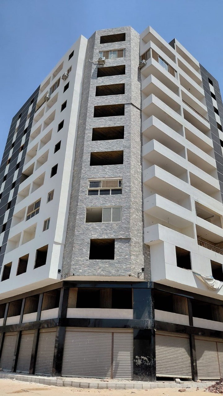 مجمع صن سيتى متفرع من طريق مصر اسماعيليه بمدخل النهضة وبلبيس