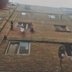 Building: 220 meters, 4 floors, excluding the ground floor, with 4 storage shops