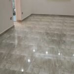شقة للايجار سوبر لوكس 145 متر بحري عمارة ميروزا المعادي دور سابع يوجد اسانسير امامها حديقة كبيرة