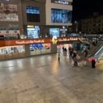 محل دور ارضي ستريت ليفل علي محور جمال عبد الناصر مباشره مساحه 76 م + 24 م اوت دور استلام وتشغيل اقل من سنه