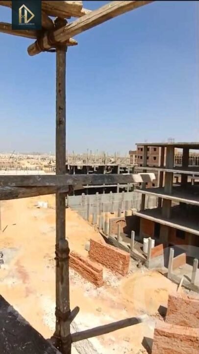 شقة للبيع في بيت الوطن التجمع الخامس بمساحة 245 متر
