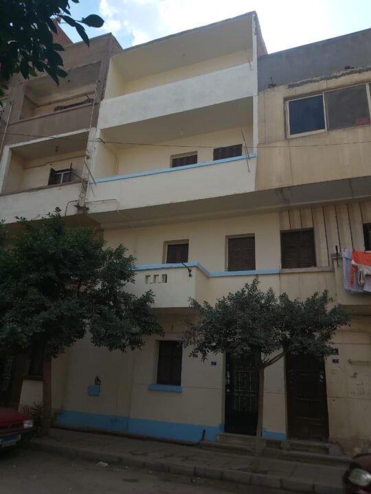 بيت للبيع في حلمية الزيتون (منشية التحرير) القاهرة بمساحة 100 متر