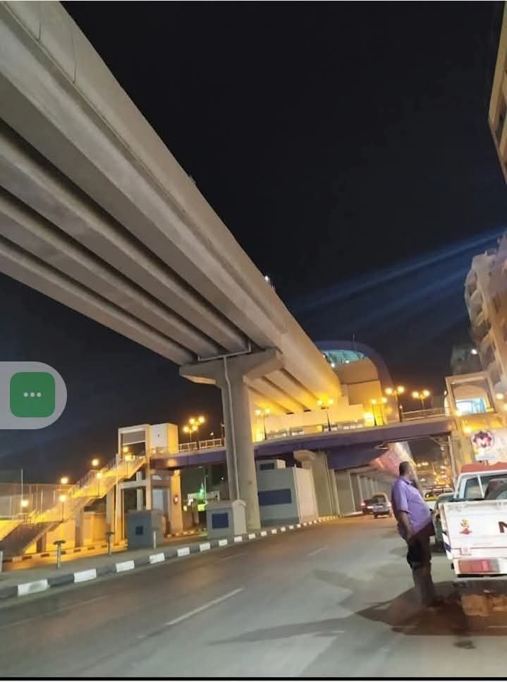 من المالك مباشرة بتقسيم عمر بن الخطاب شقة ١٢٥ متر قريبة من المترو